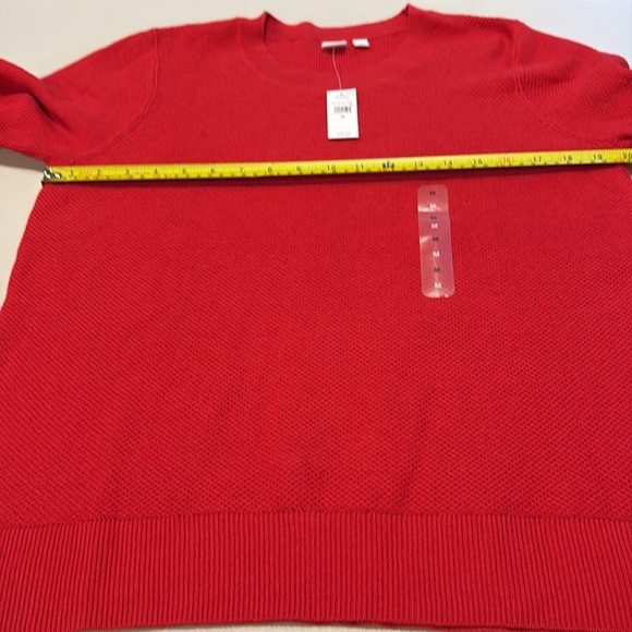 NEW! GAP - women’s Red Knit Sweater.  Size medium.  Red. - Picture 10 of 13